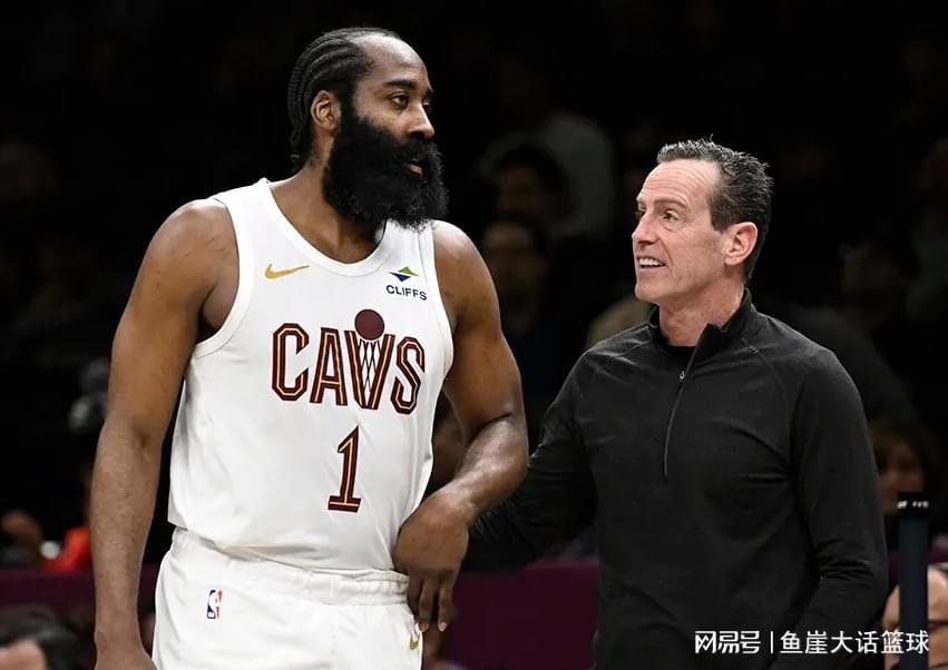 保利体育官方网站-NBA最新排名！火箭两队争第三，骑士第4，快船升第9，湖人收大礼
